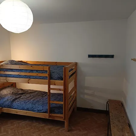 Ithurbidia Hostel *